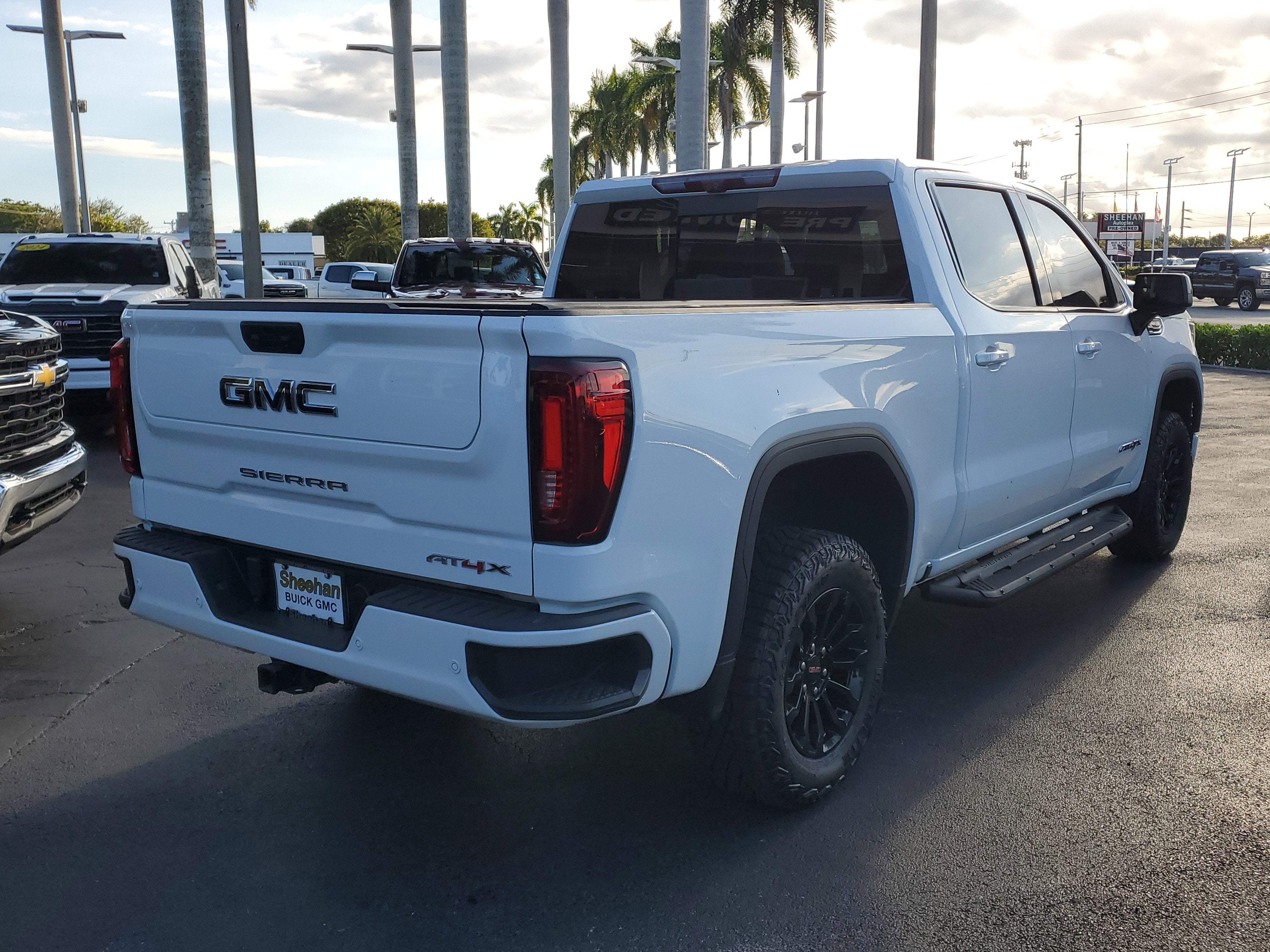 2022 GMC Sierra 1500 AT4X