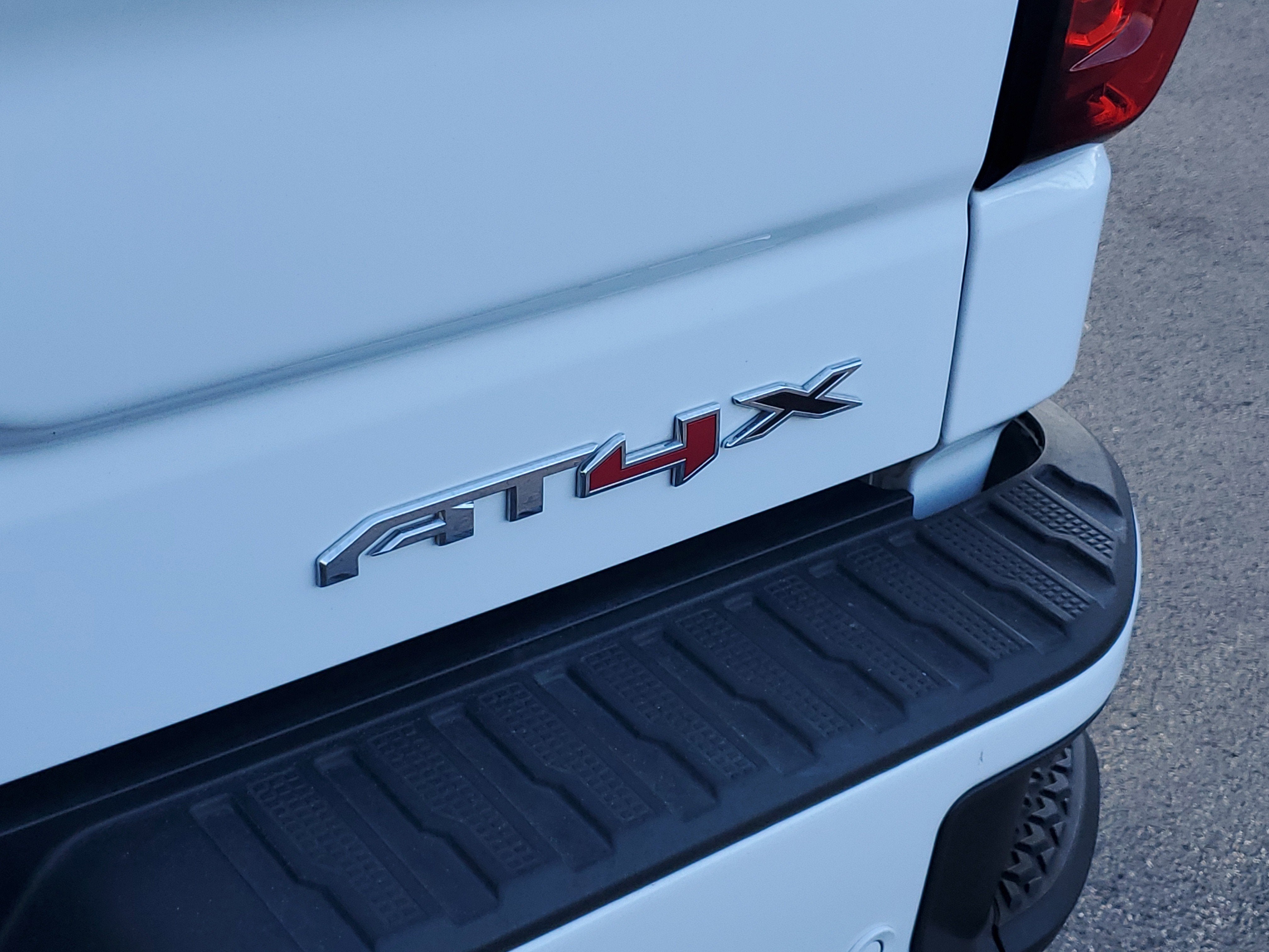 2022 GMC Sierra 1500 AT4X