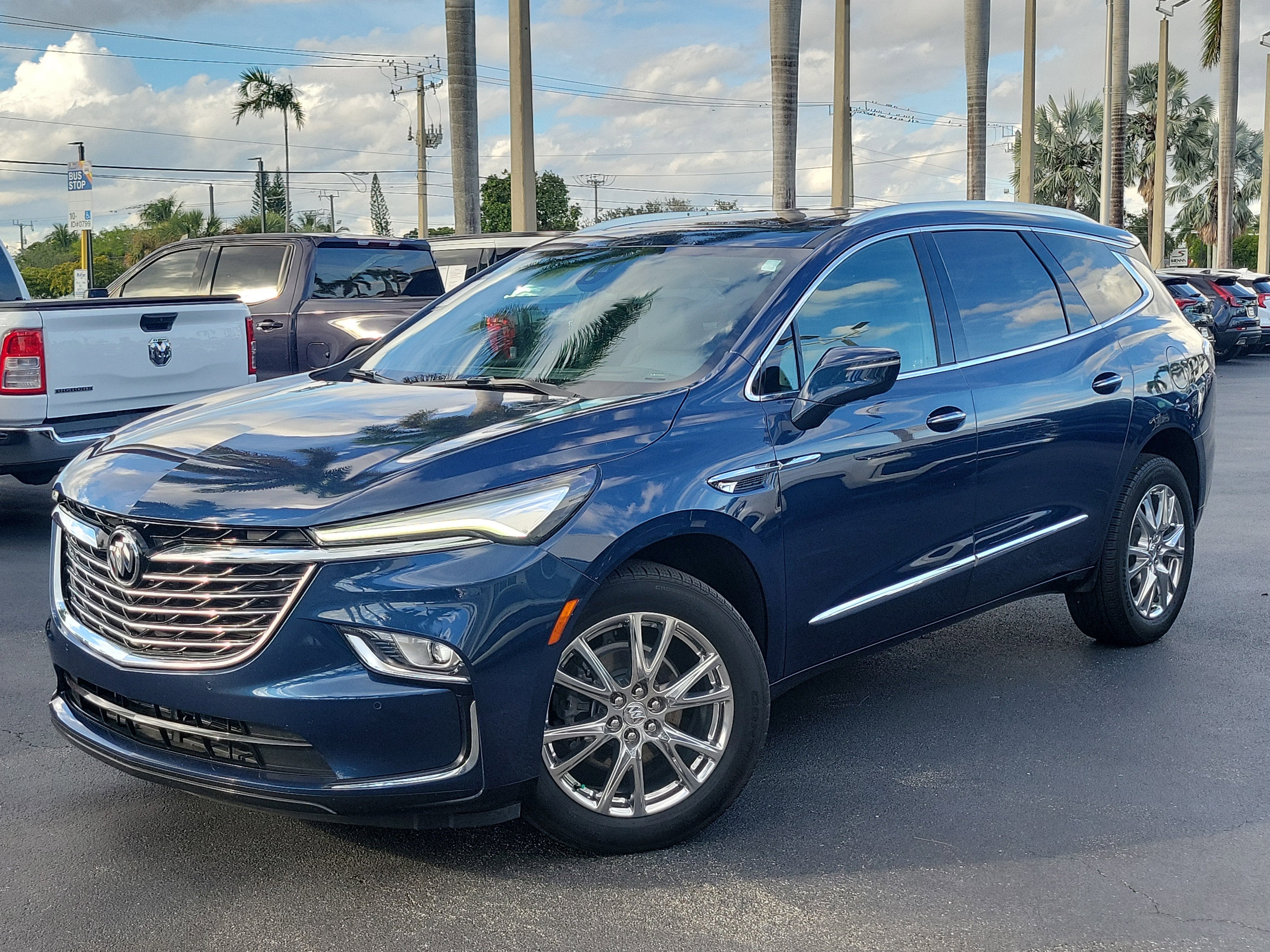 2023 Buick Enclave Premium