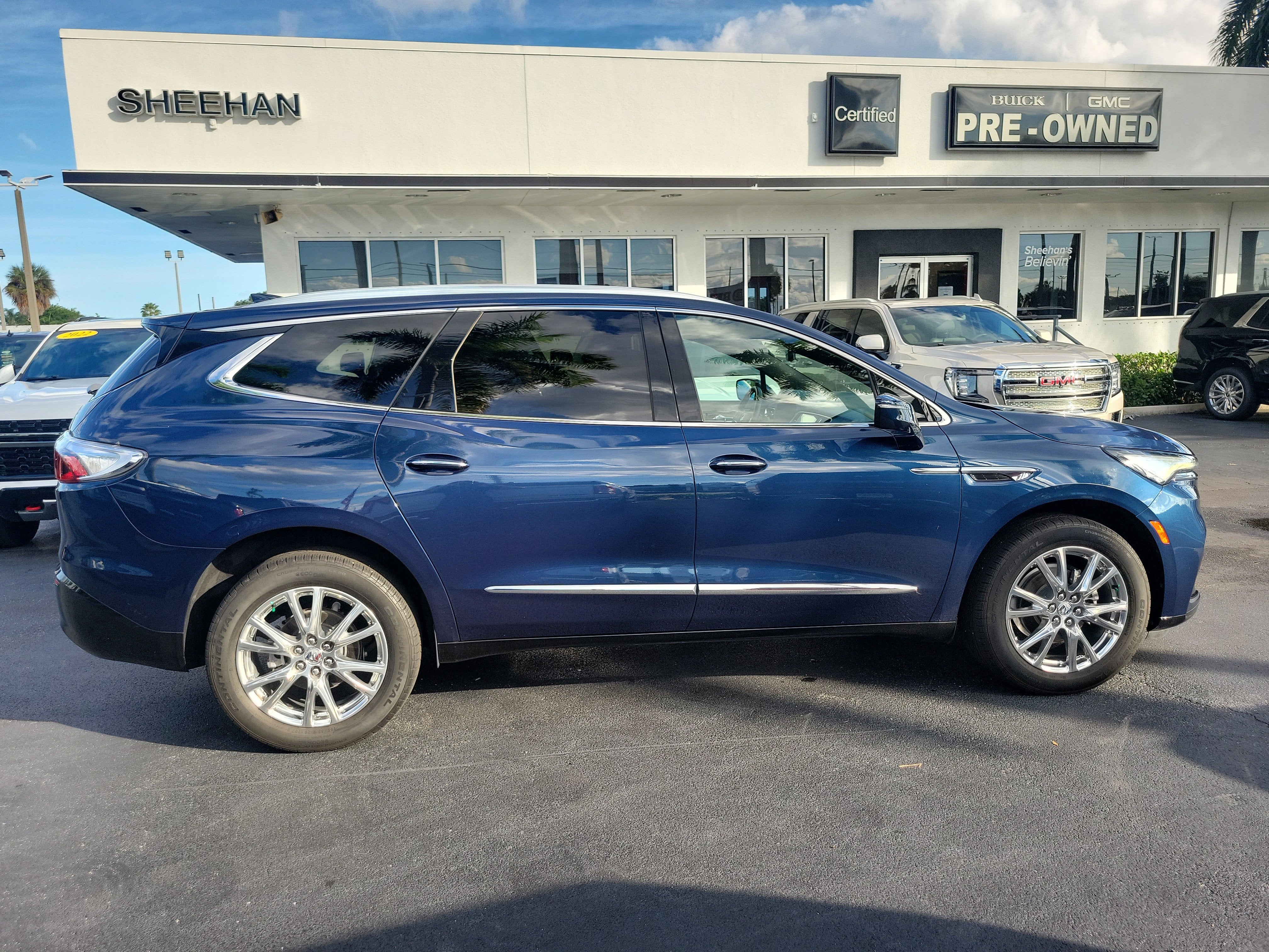 2023 Buick Enclave Premium