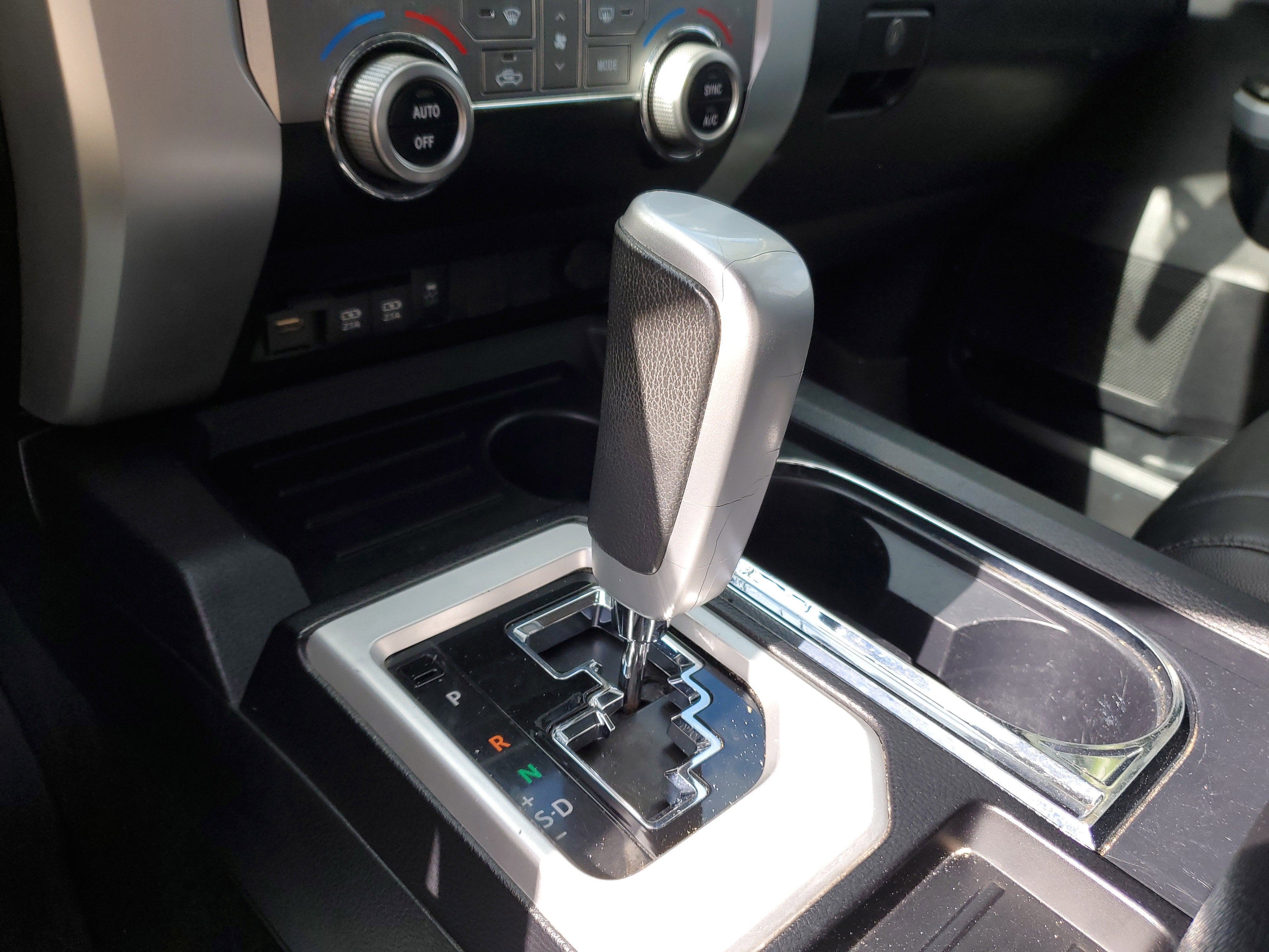 2020 Toyota Tundra 2WD SR5