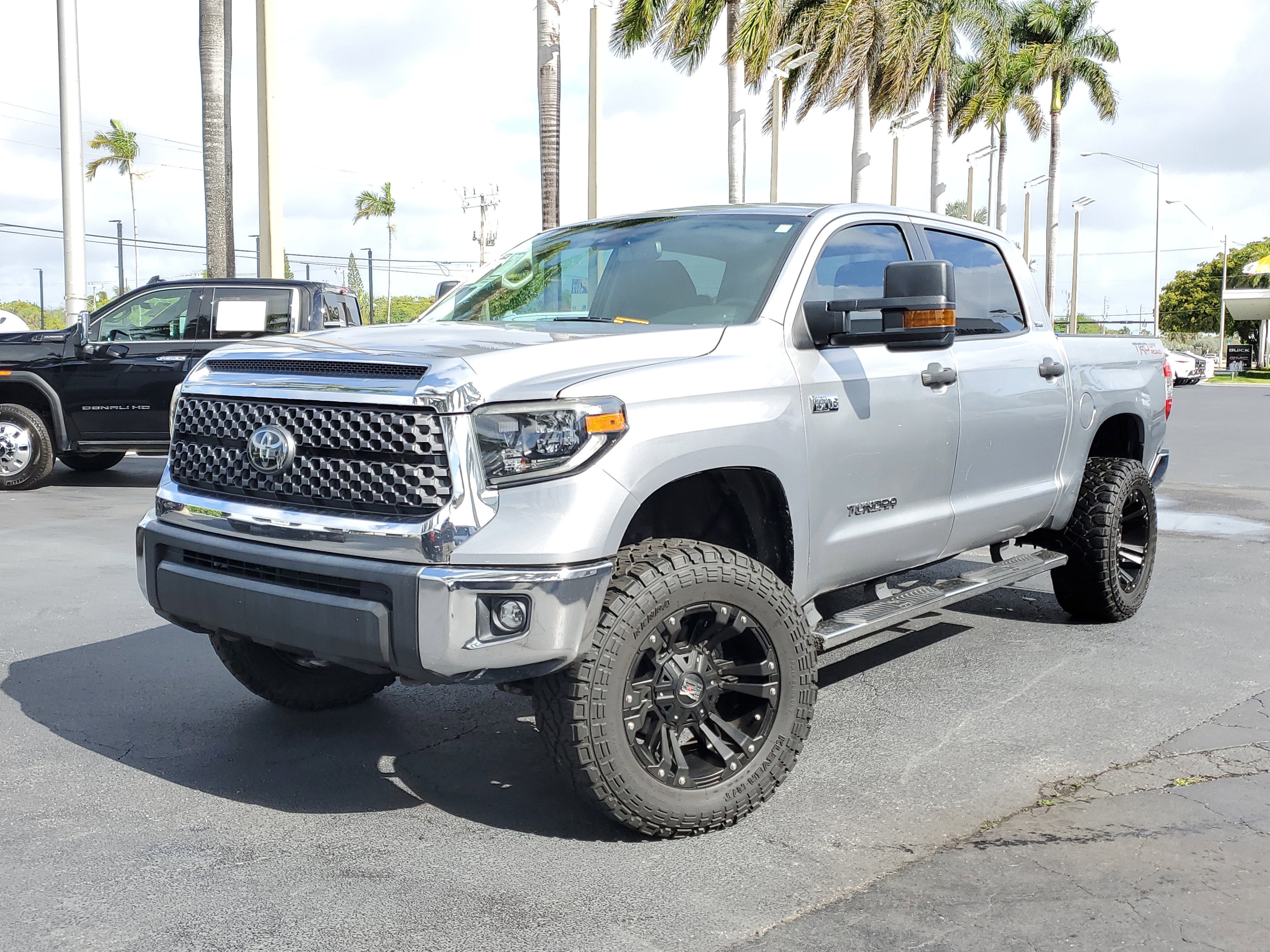 2020 Toyota Tundra 2WD SR5