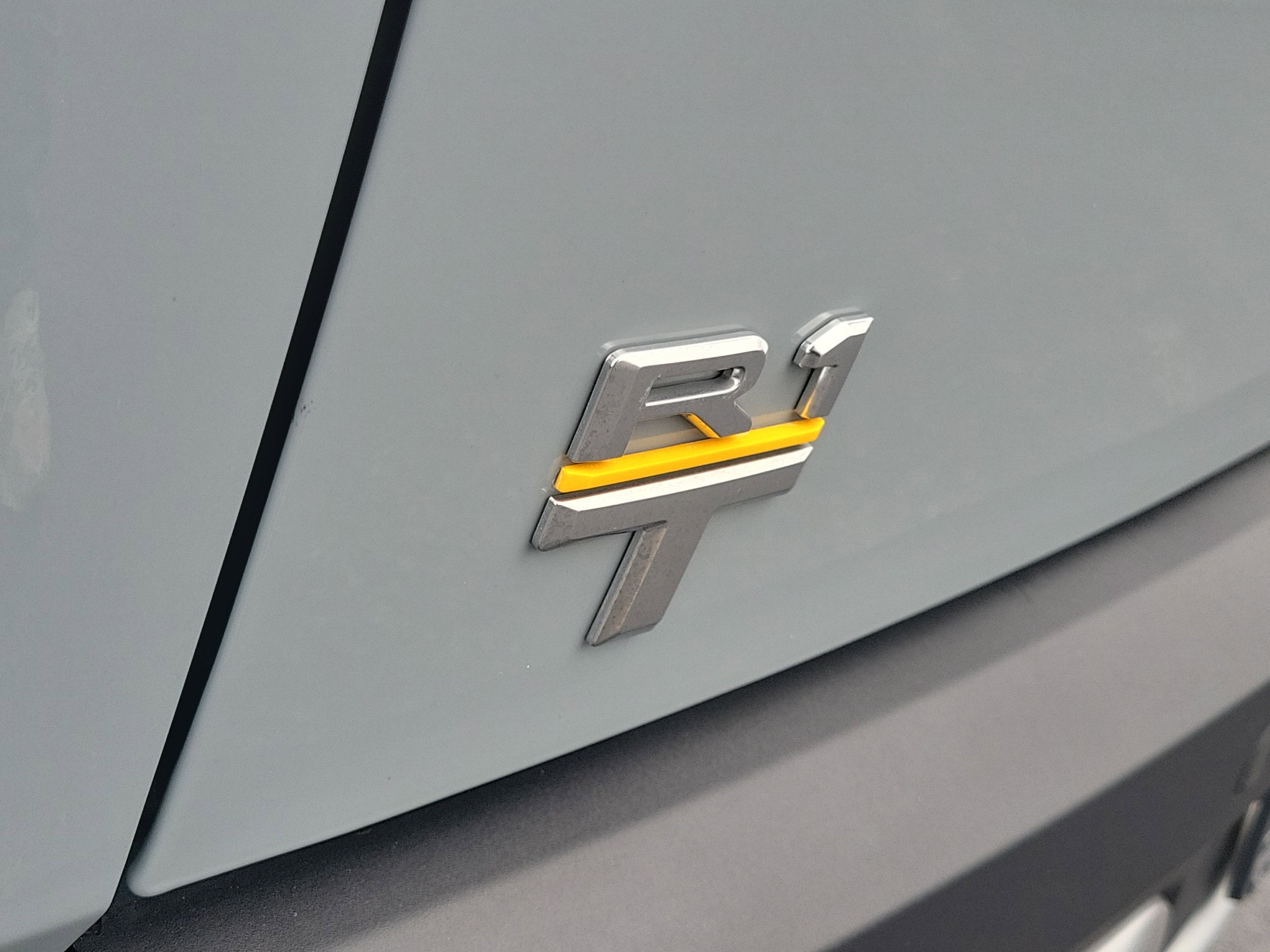 2022 RIVIAN R1T Adventure Package