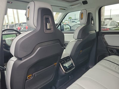 2022 RIVIAN R1T Adventure Package