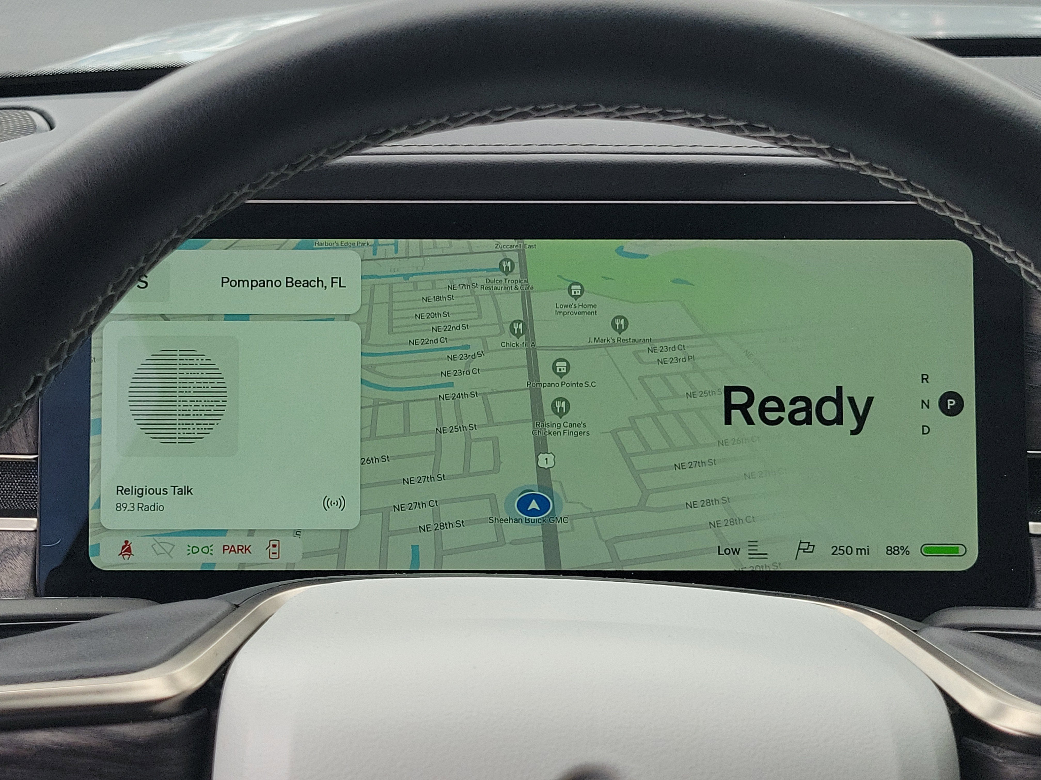 2022 RIVIAN R1T Adventure Package