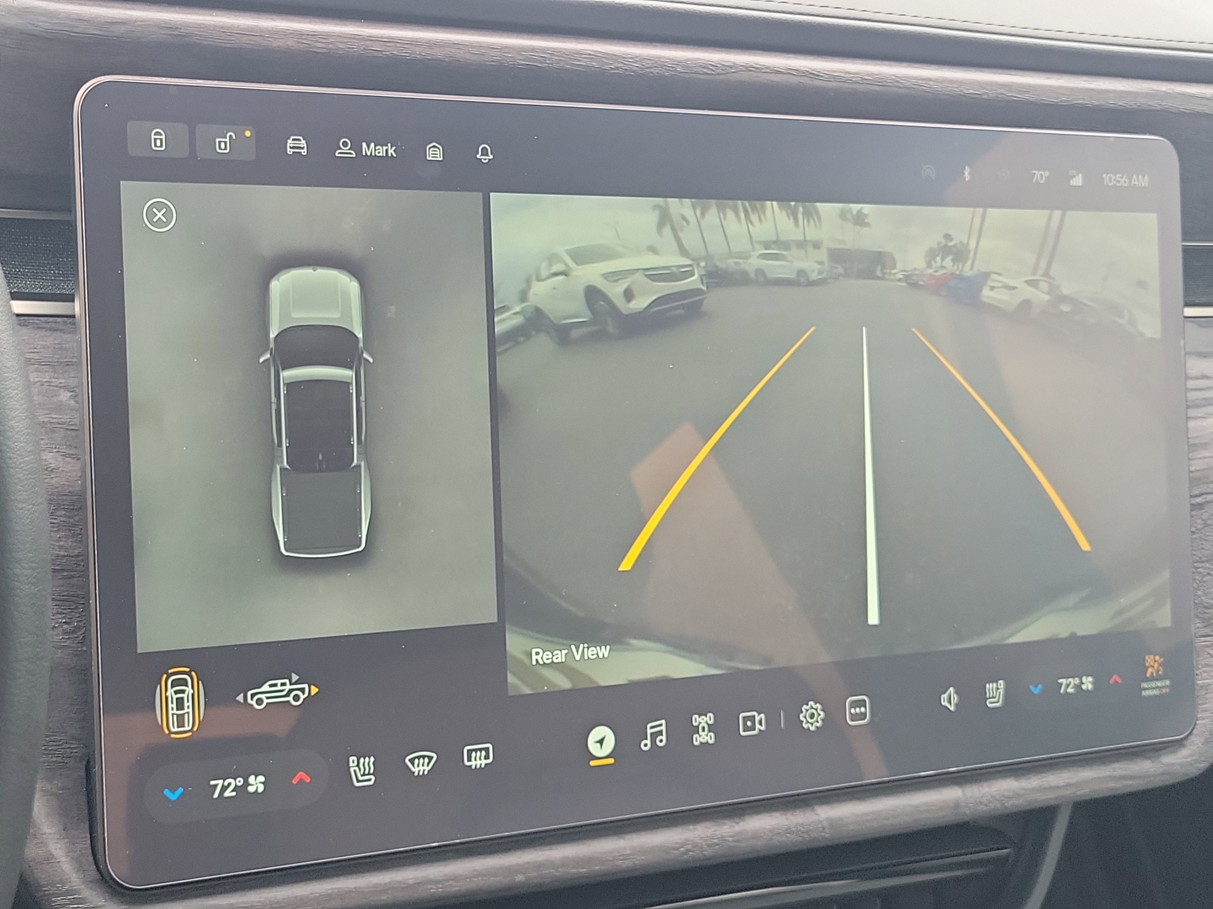 2022 RIVIAN R1T Adventure Package