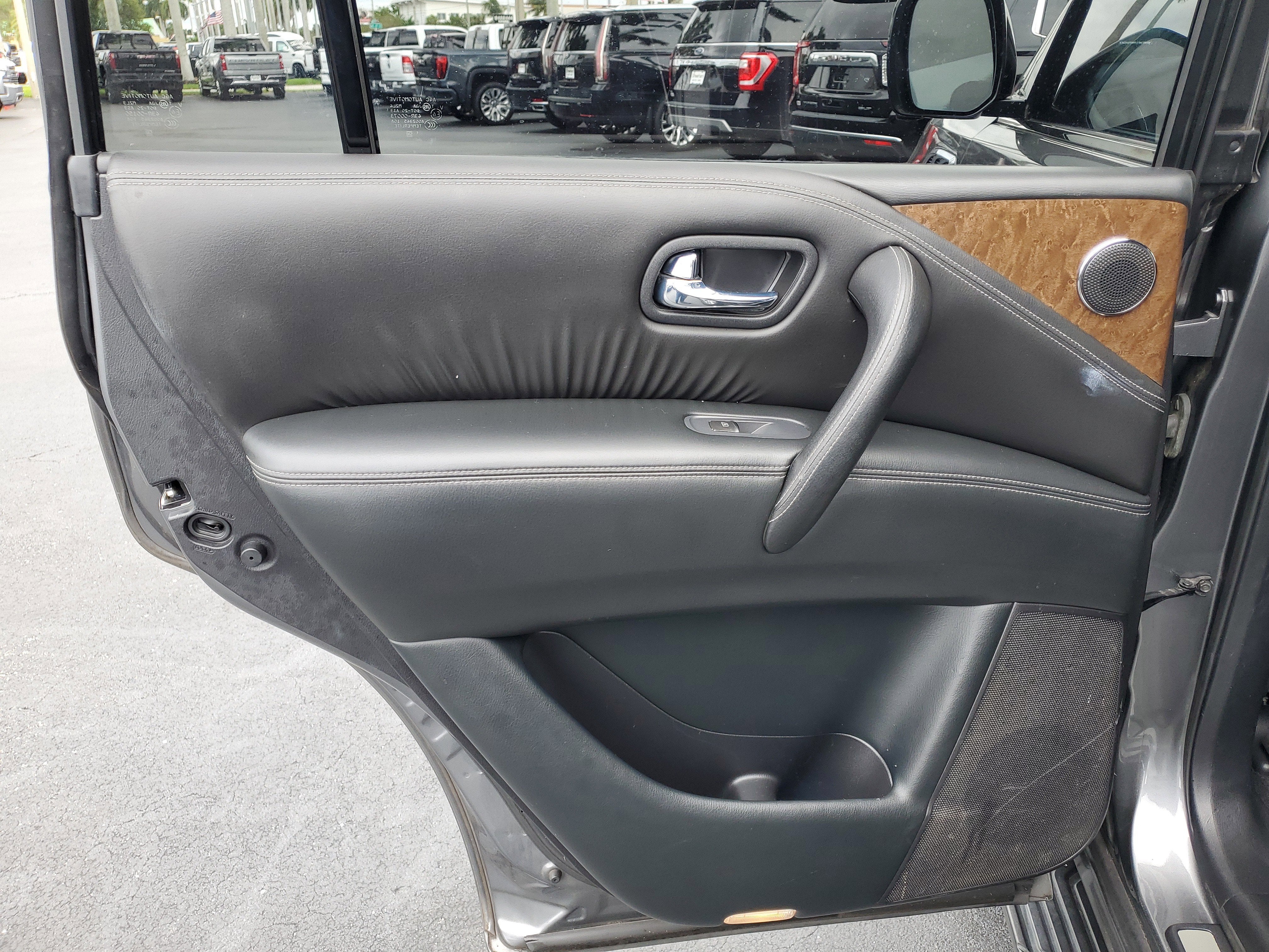 2017 INFINITI QX80 4DR AWD