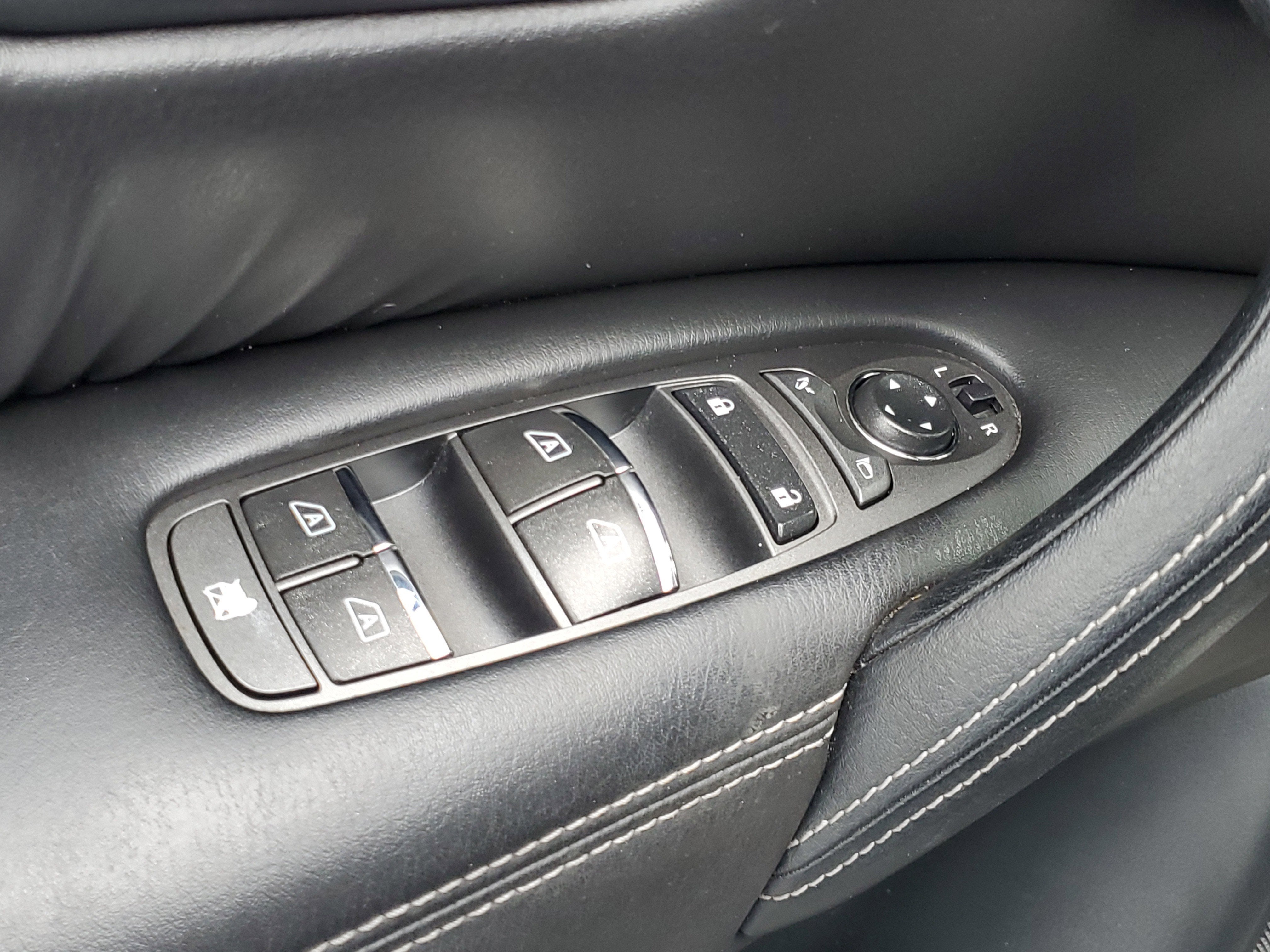 2017 INFINITI QX80 4DR AWD