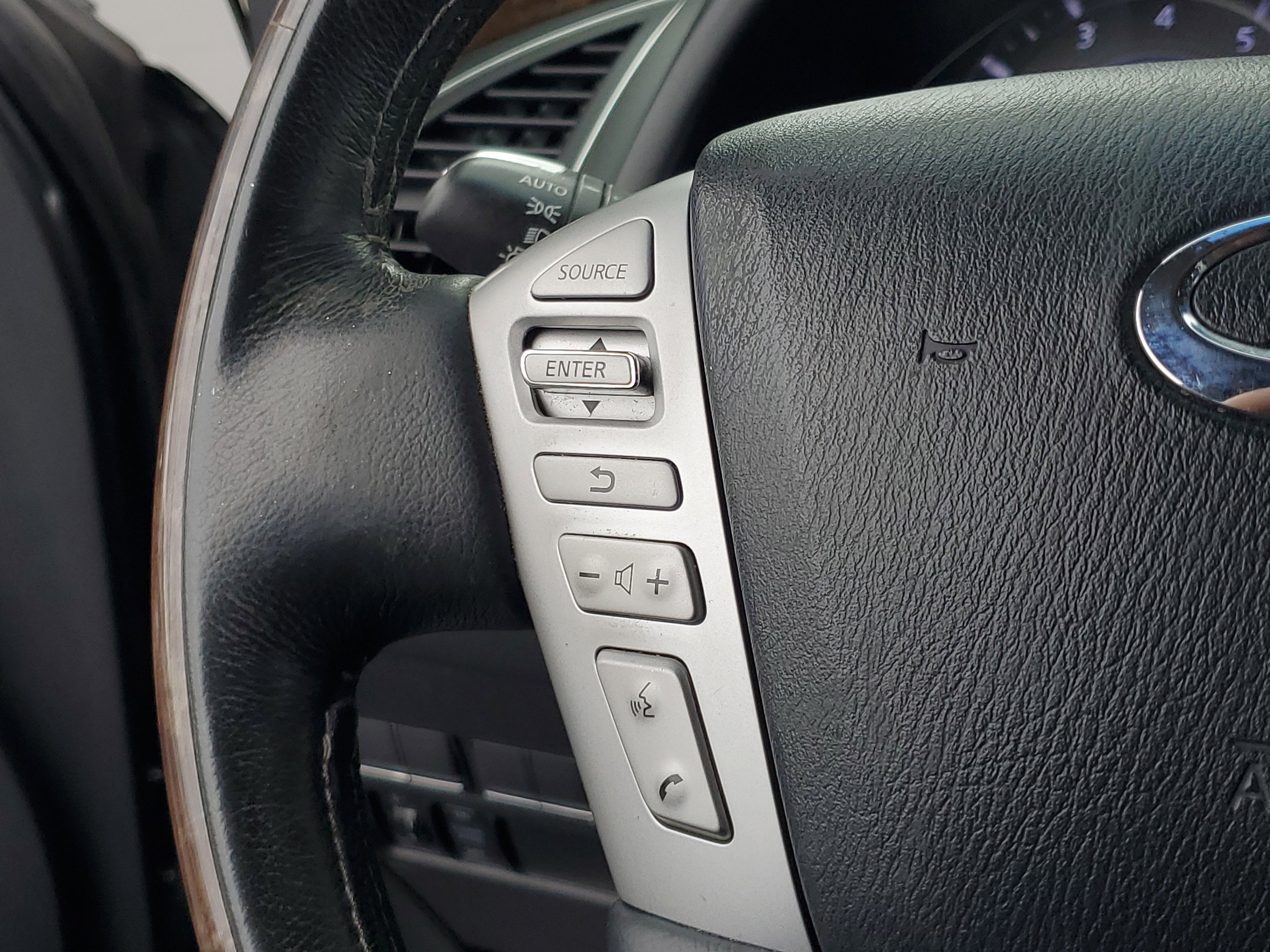 2017 INFINITI QX80 4DR AWD