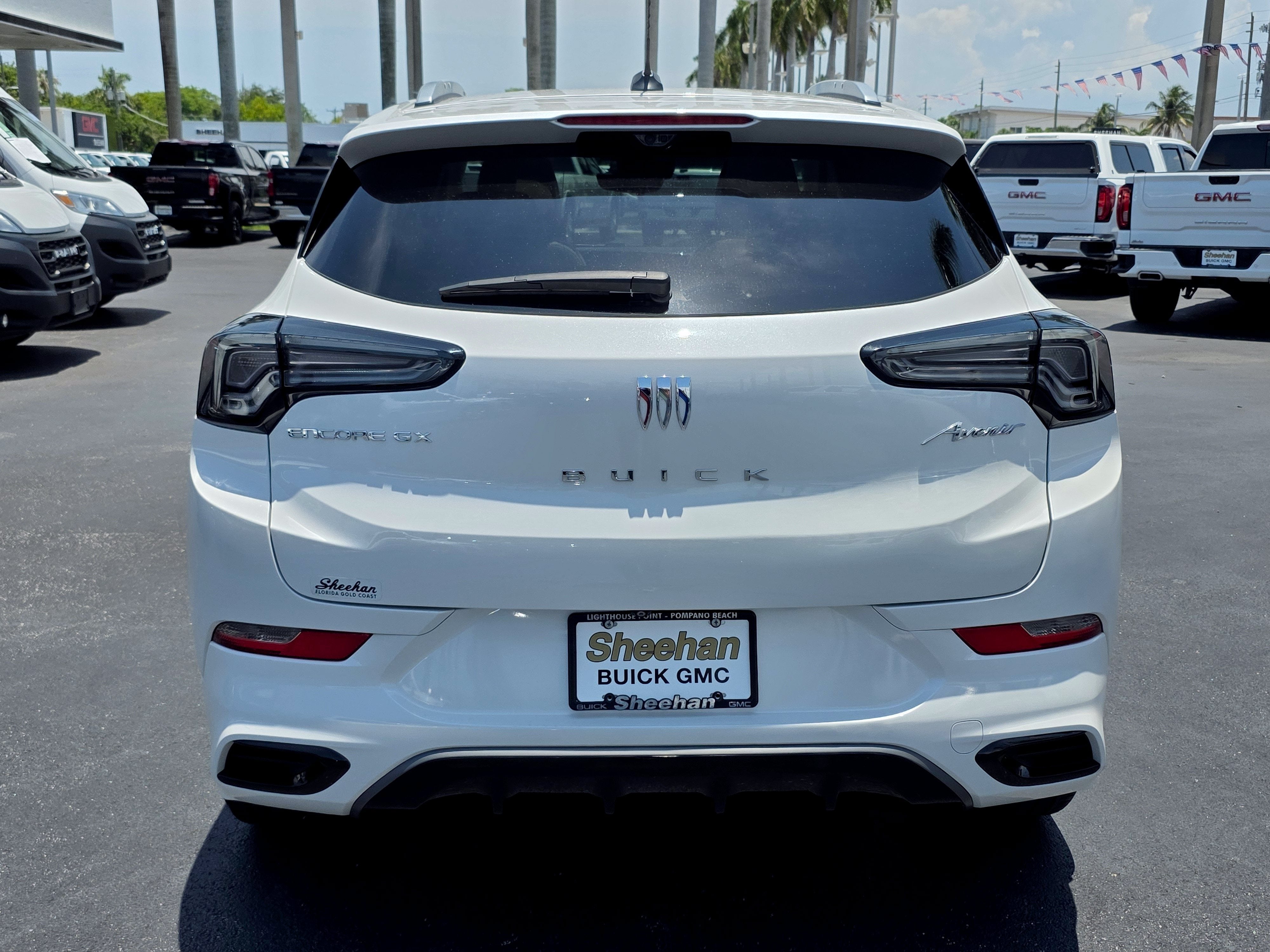 2024 Buick Encore GX Avenir