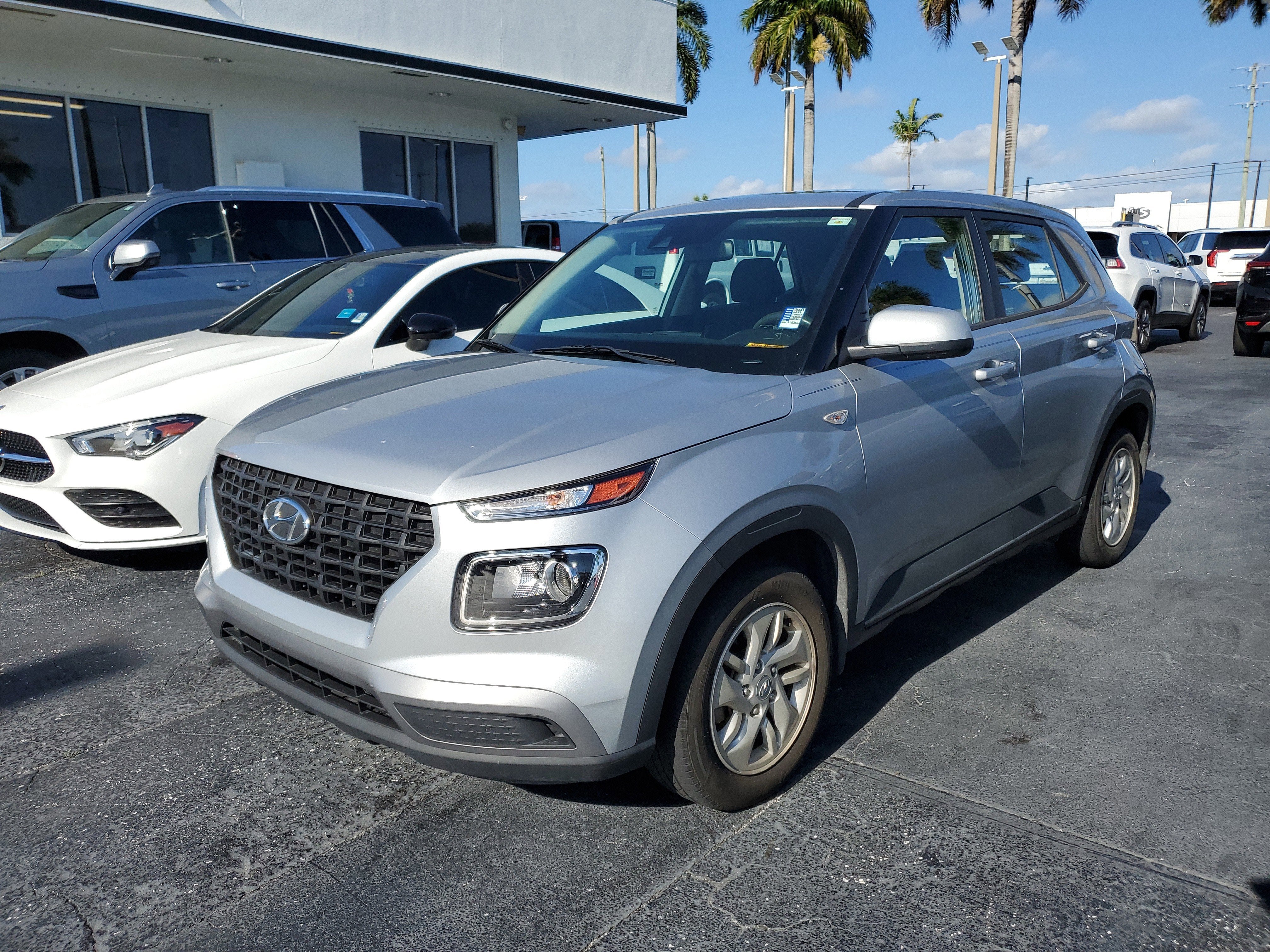 2022 Hyundai Venue SE