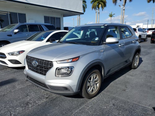 2022 Hyundai Venue SE