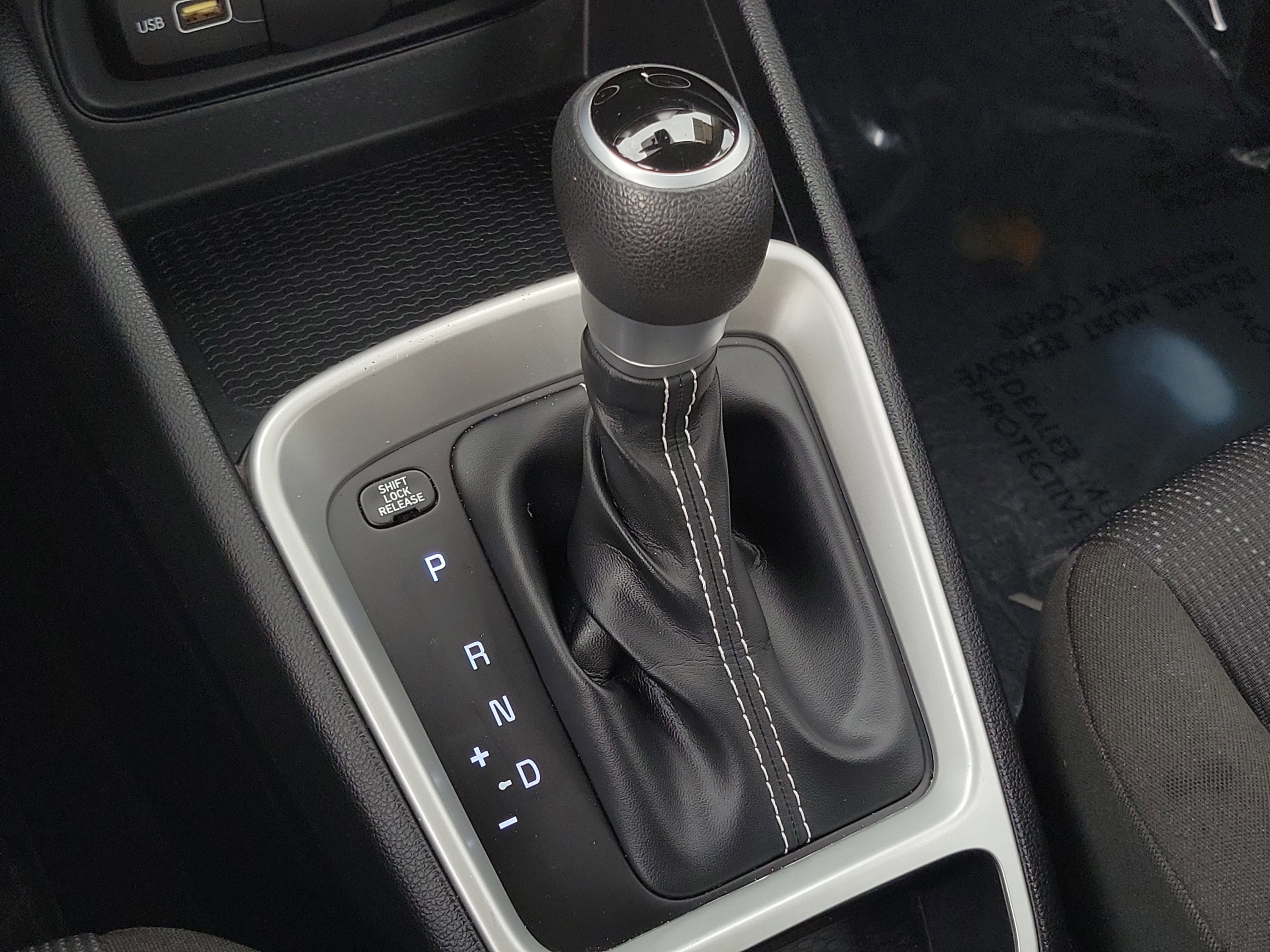 2022 Hyundai Venue SE