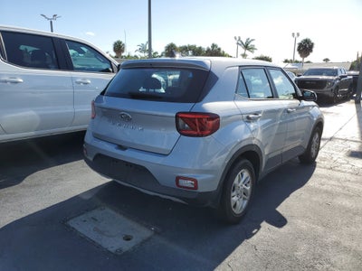 2022 Hyundai Venue SE