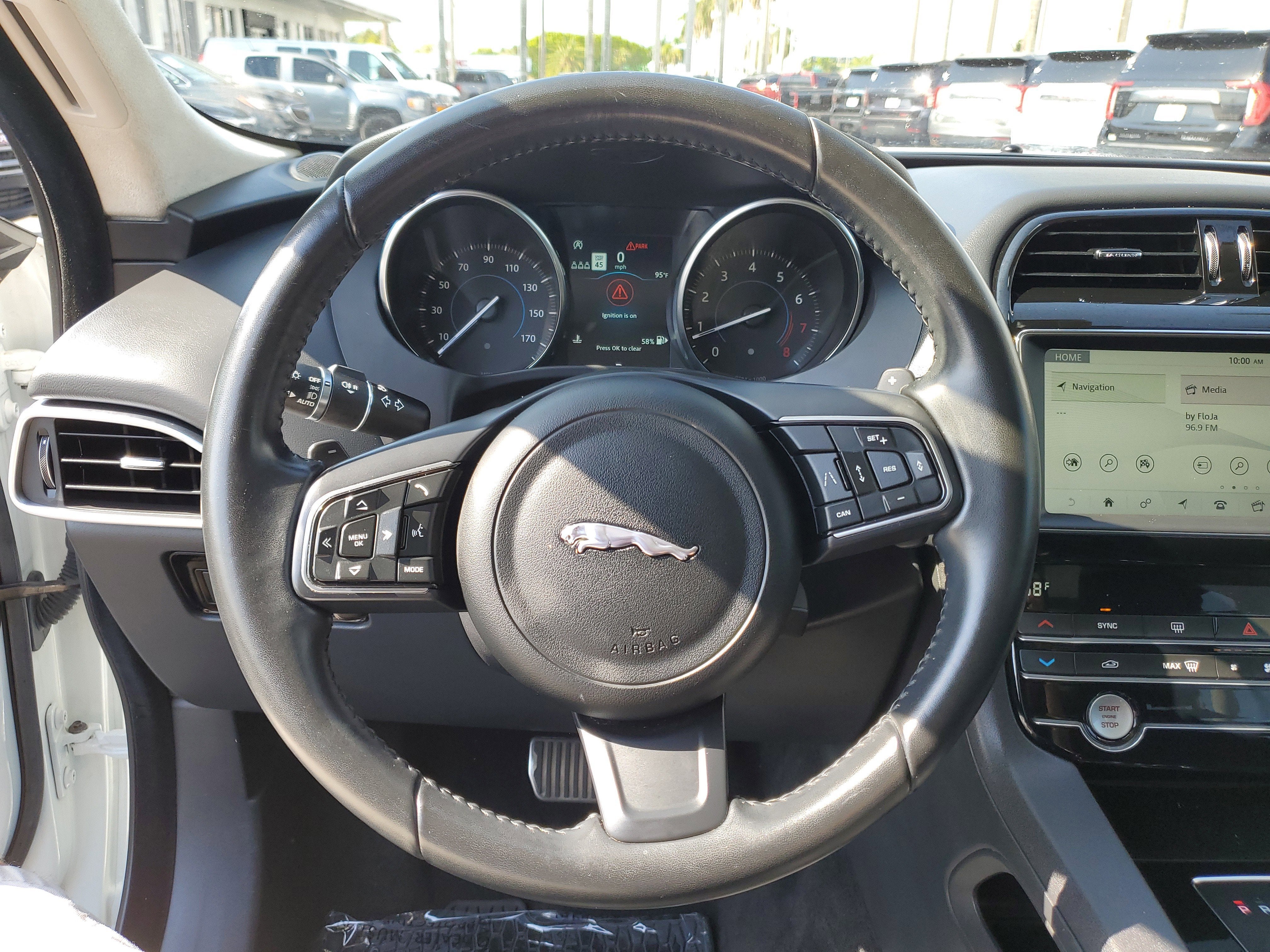 2019 Jaguar F-PACE 25t Premium