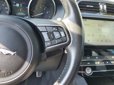 2019 Jaguar F-PACE 25t Premium