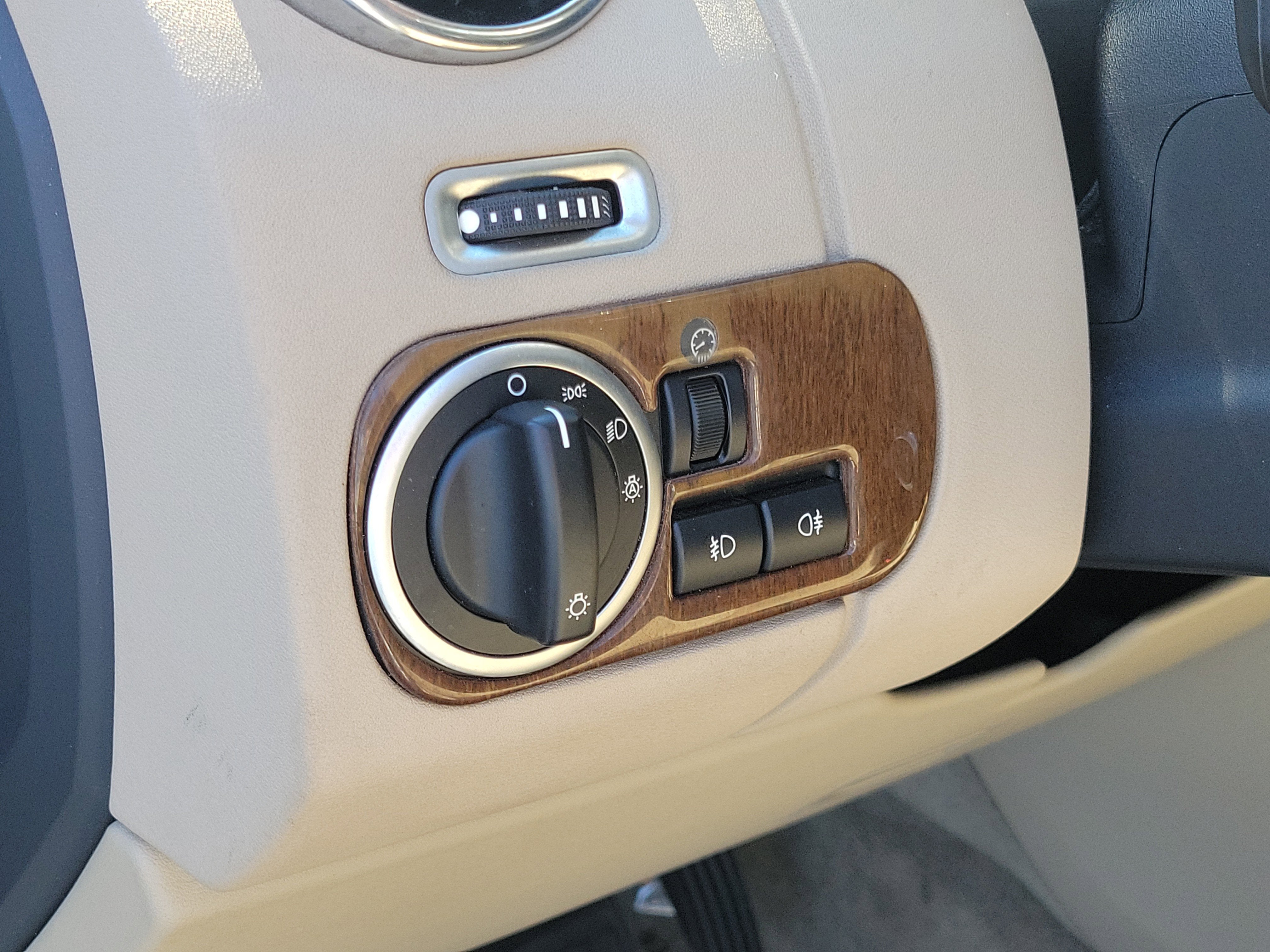 2016 Land Rover LR4 HSE LUX