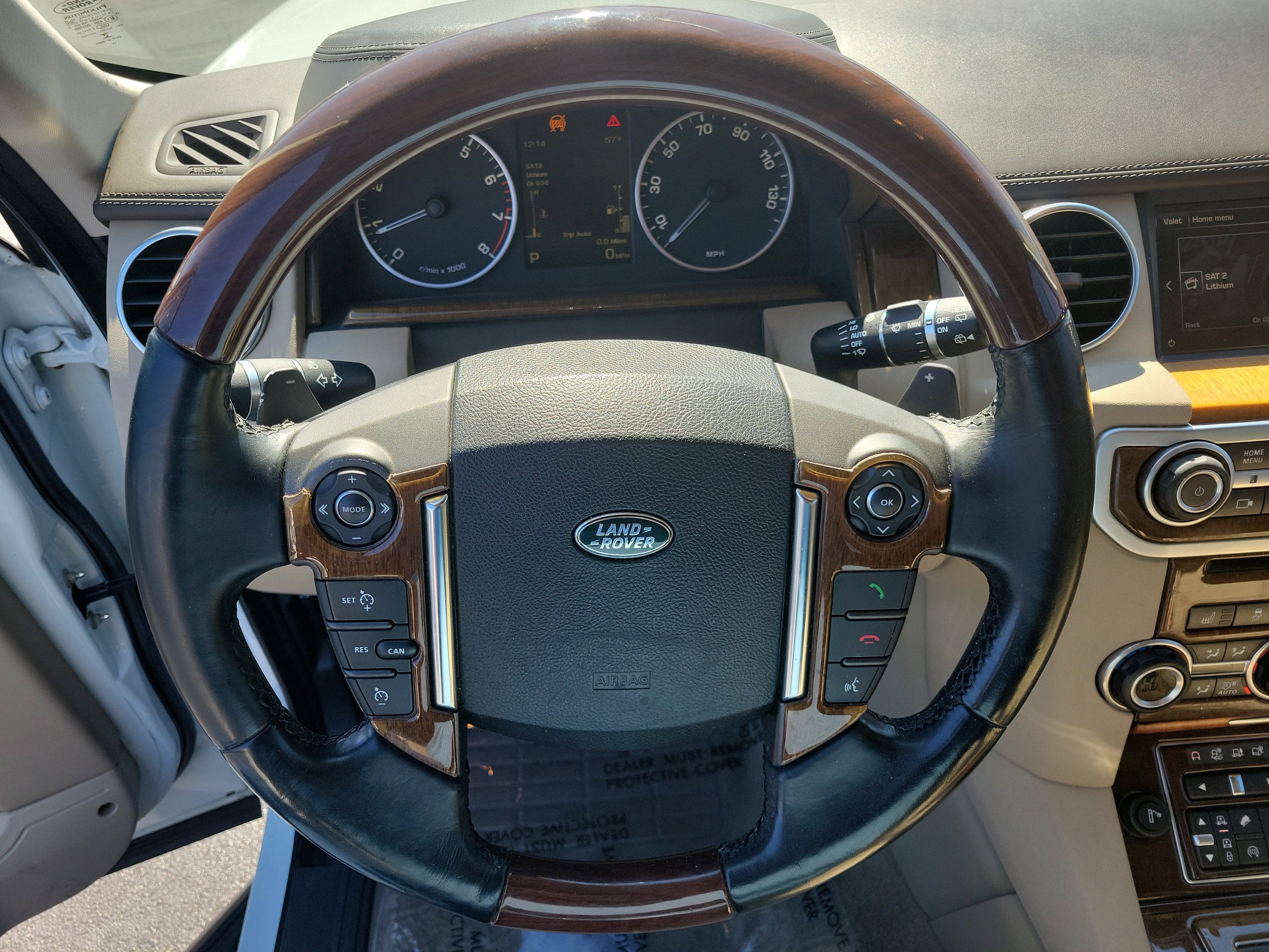 2016 Land Rover LR4 HSE LUX