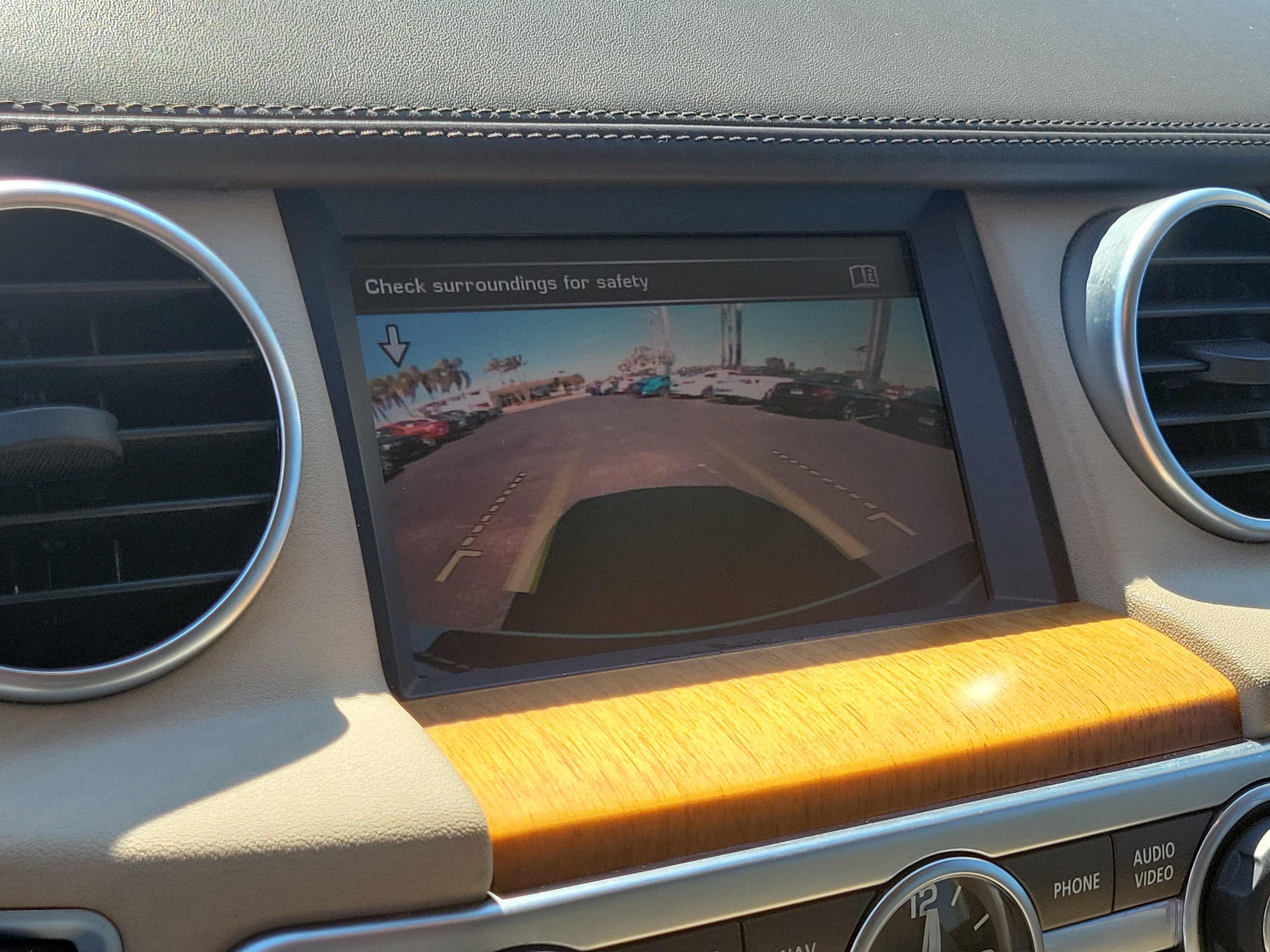 2016 Land Rover LR4 HSE LUX