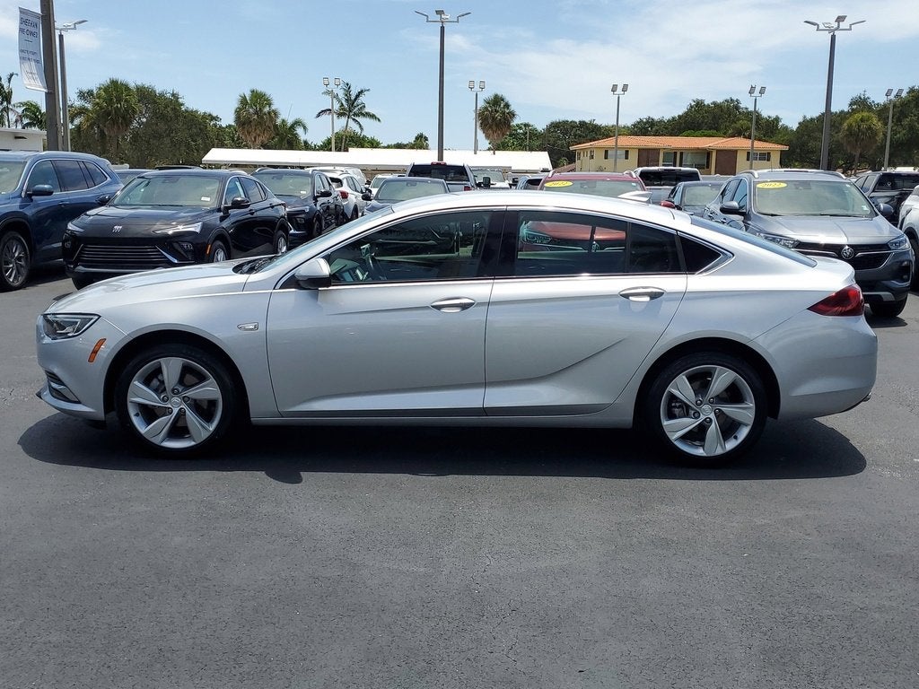 Used 2019 Buick Regal Sportback Preferred with VIN W04GL6SXXK1075198 for sale in Lighthouse Point, FL