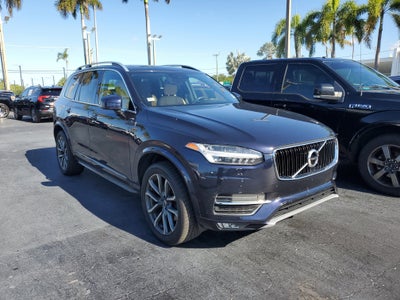 2019 Volvo XC90 Momentum