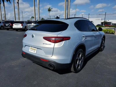 2022 Alfa Romeo Stelvio Sprint