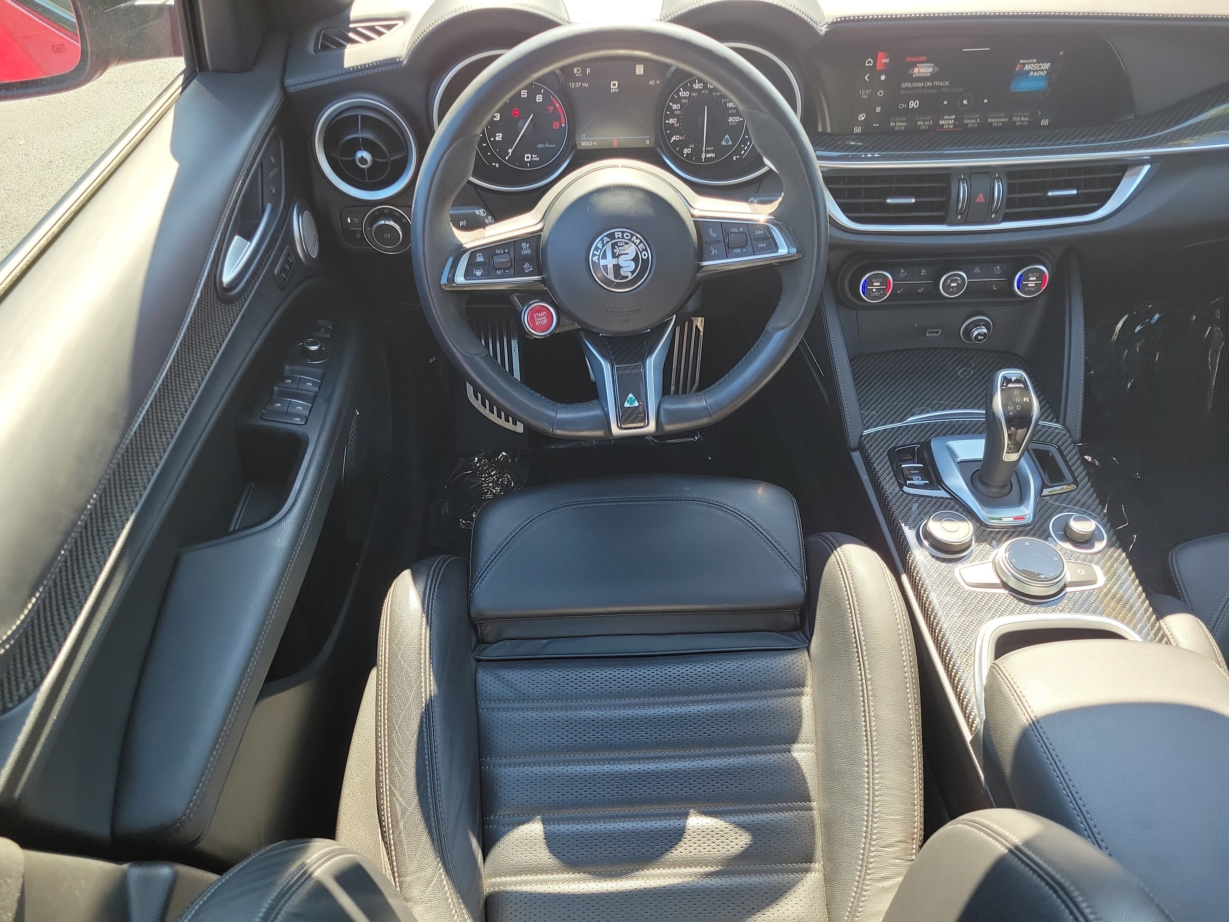 2022 Alfa Romeo Stelvio Quadrifoglio