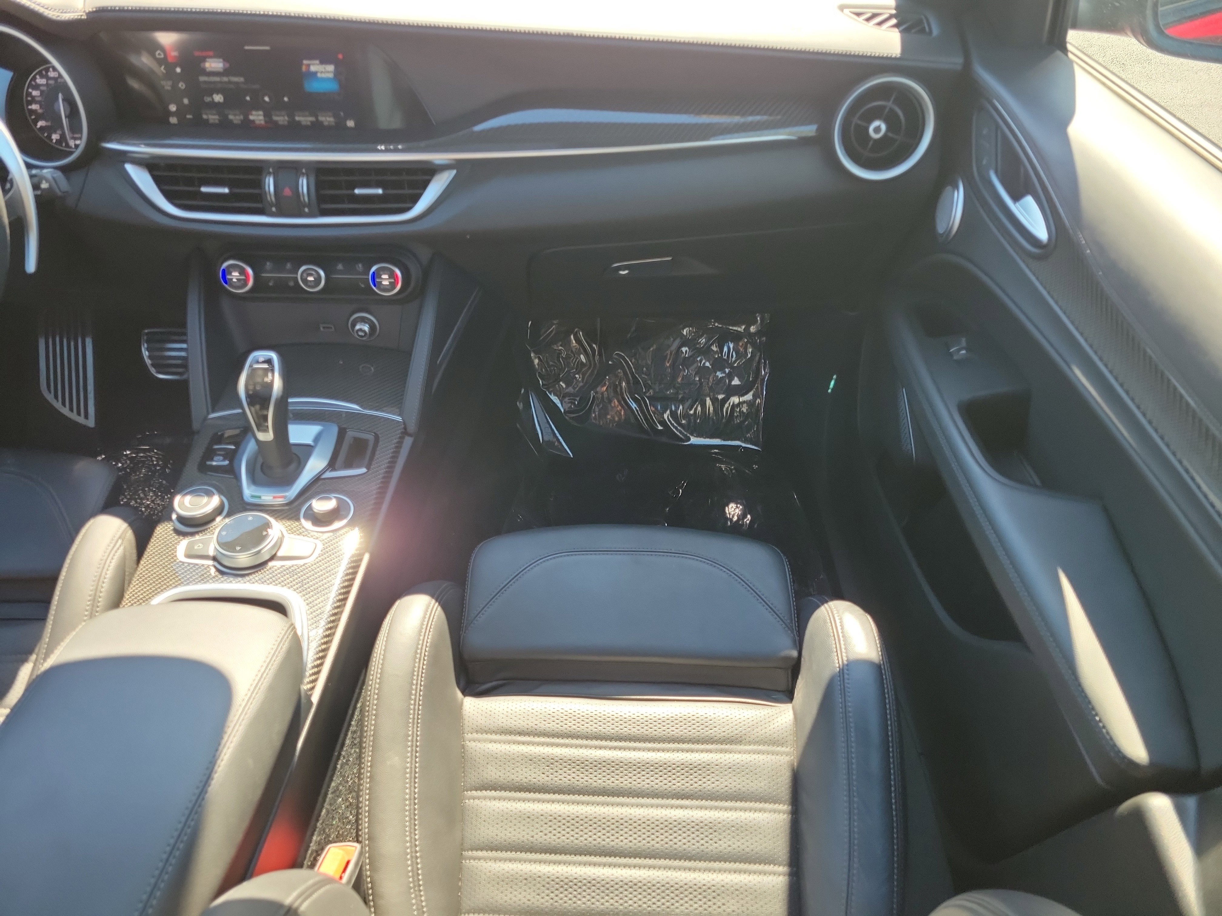 2022 Alfa Romeo Stelvio Quadrifoglio