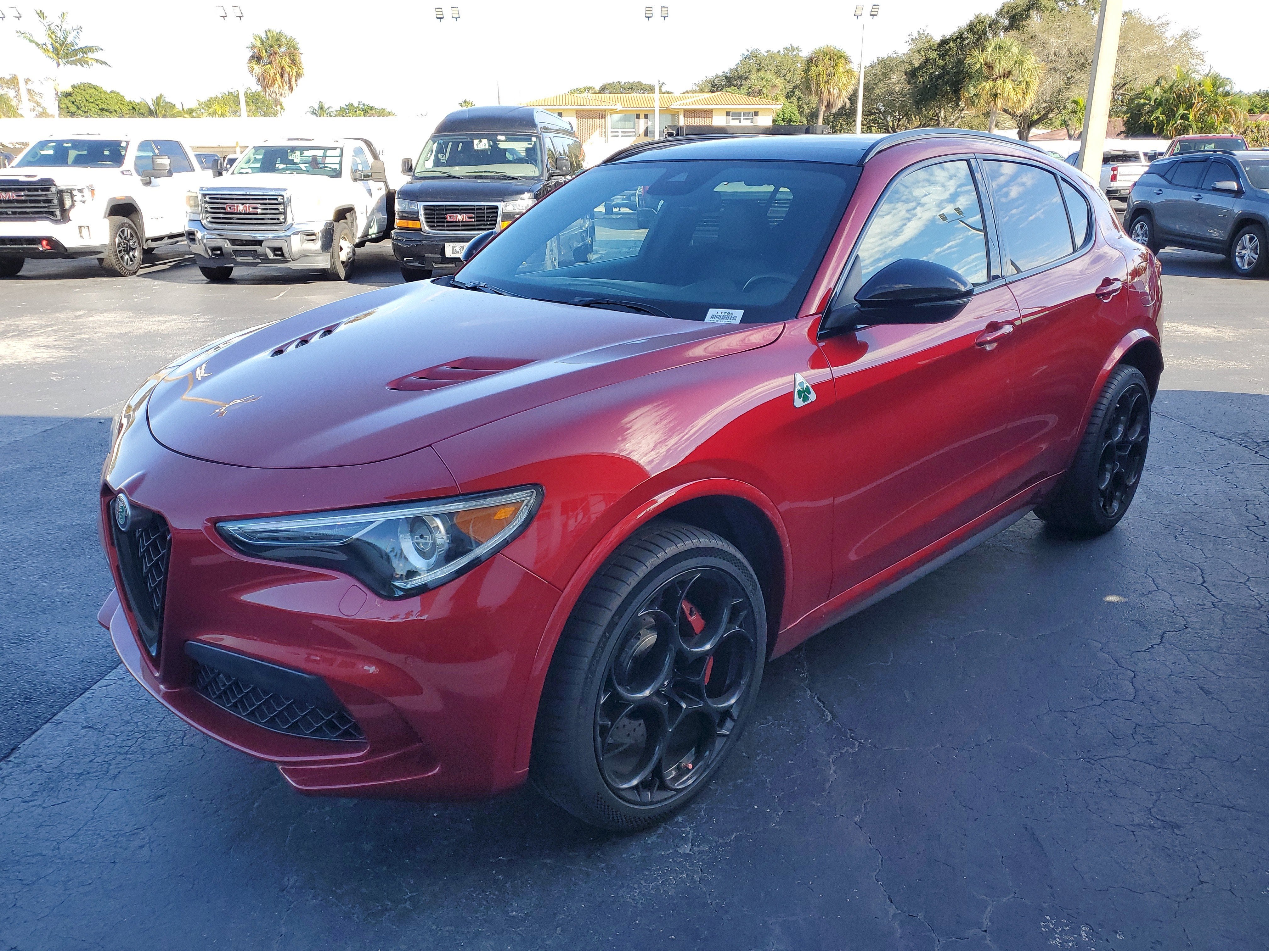 2022 Alfa Romeo Stelvio Quadrifoglio