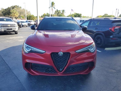 2022 Alfa Romeo Stelvio Quadrifoglio